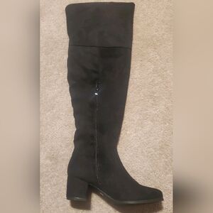 Refresh Black Over the Knee Faux Suede Boots Side Zipper. Never Worn Womens 8.5